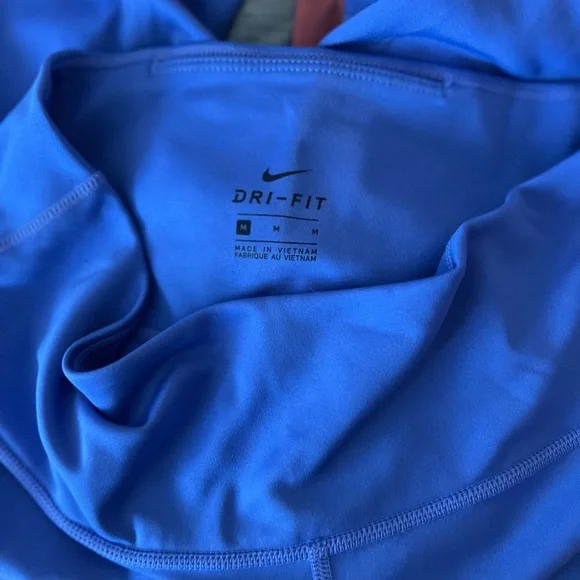 NIKE BIKER SHORTS- SOLD - Picture 4 of 5